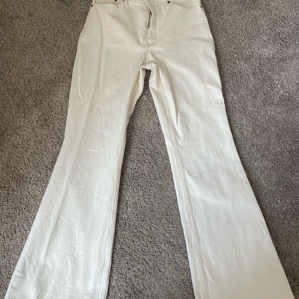 Abercrombie & Fitch White High-Rise Curve Love Flare Jeans